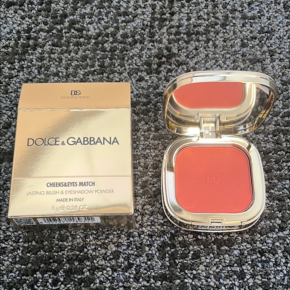 Dolce & Gabbana cheek & eye Blush - Joyful Peach - NEW